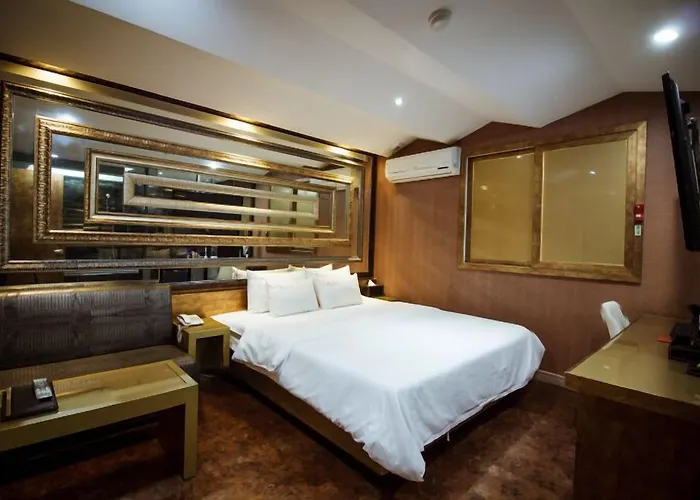 Отель Hotel June Haeundae 2*